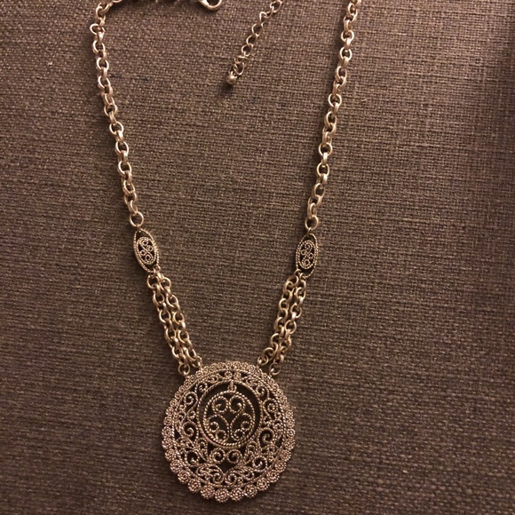 Silver Necklace with Medallion - Picture 2 of 3